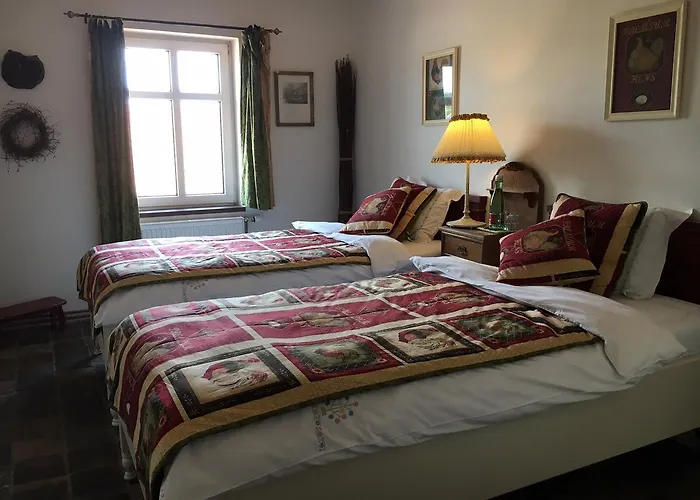 V Polich Guest house Male Cicovice