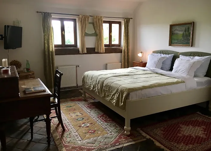 V Polich Guest house 3*