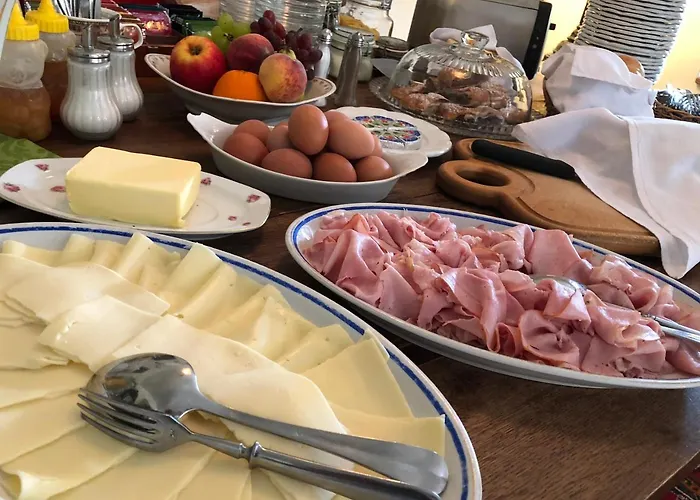 V Polích 3* Malé Číčovice